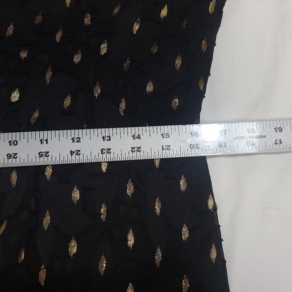 Maggy London V-neckline Ruched Waistline Tiered Skirt Dress Black/ Gold Metallic - Picture 8 of 13